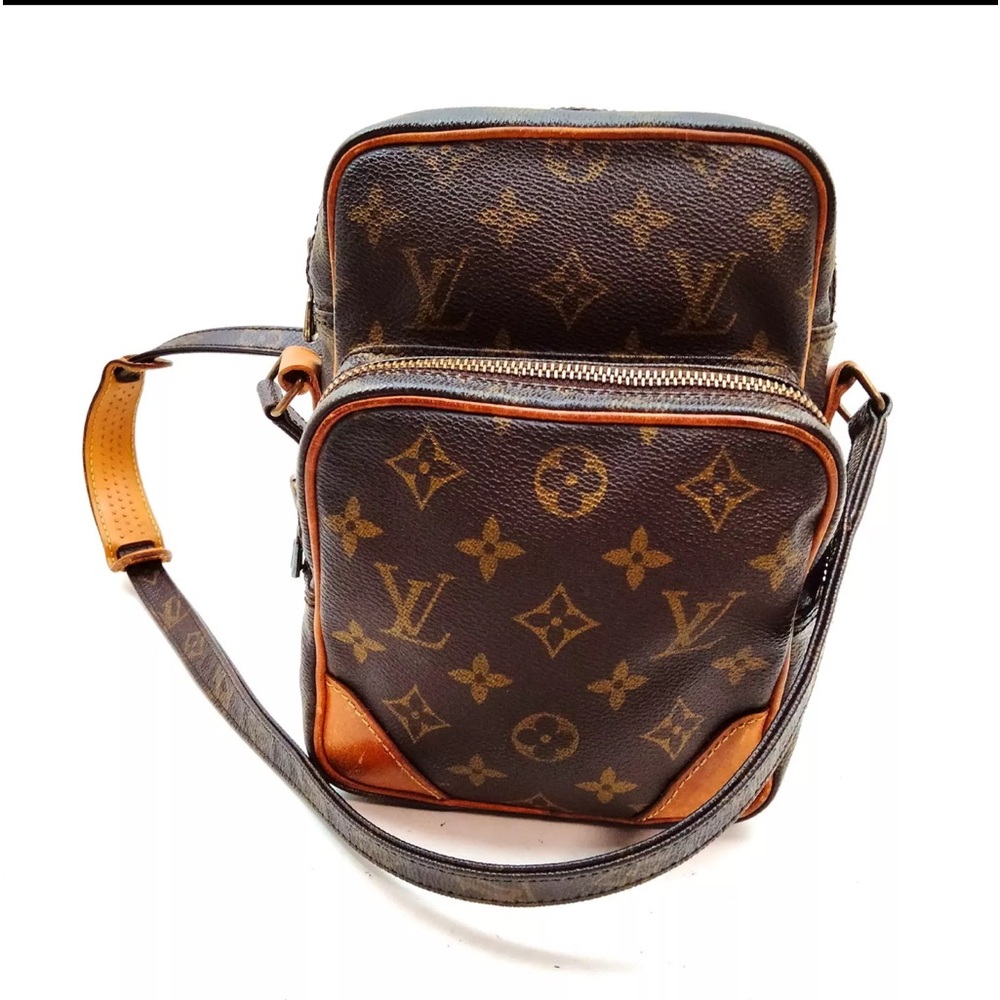 100% Authentic Louis Vuitton Crossbody Bag